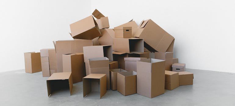 moving boxes, illustrating how to pack furniture when moving