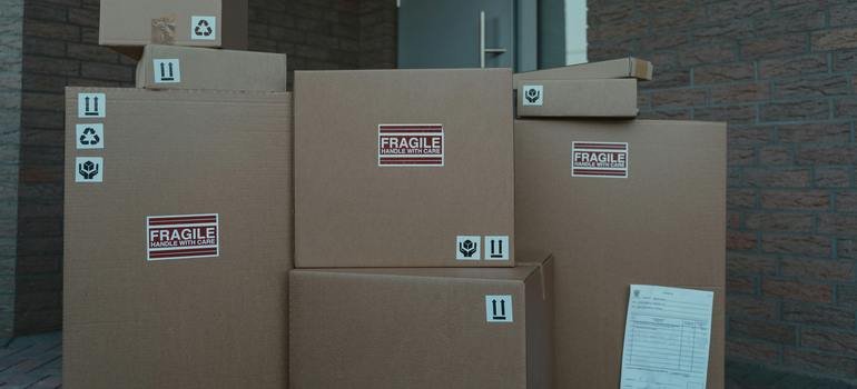 Fairfield Movers 3 Labeled moving boxes prepared for a residential move in Fairfield Ohio
