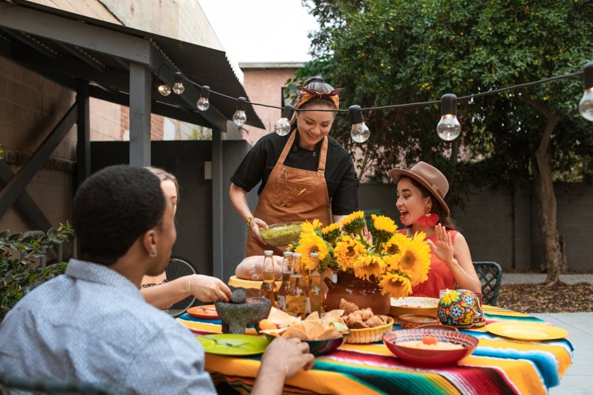 A vibrant outdoor dining scene featuring friendly atmosphere.