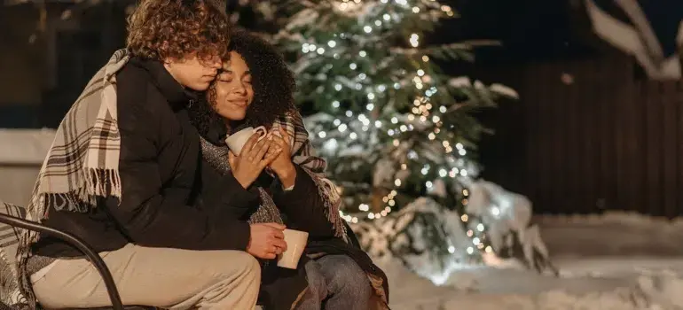 Best getaways in Ohio for every season 5 a romantic winter scene representing the best time for a weekend vacation in Ohio