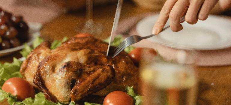 Turkey carving as greater Cincinnati celebrates Thanksgiving