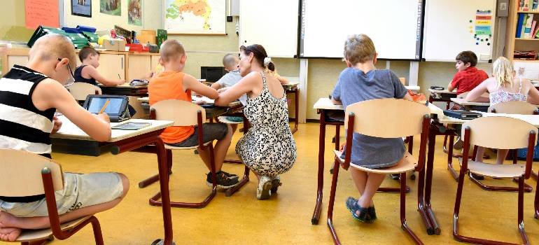 Your spring guide to moving to Morrow 4 Classroom visit helps parents planning moving to Morrow