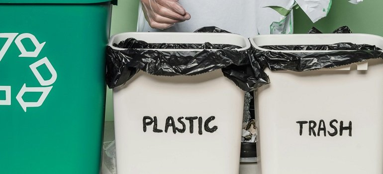 Plastic and trash bins for post-move waste sorting