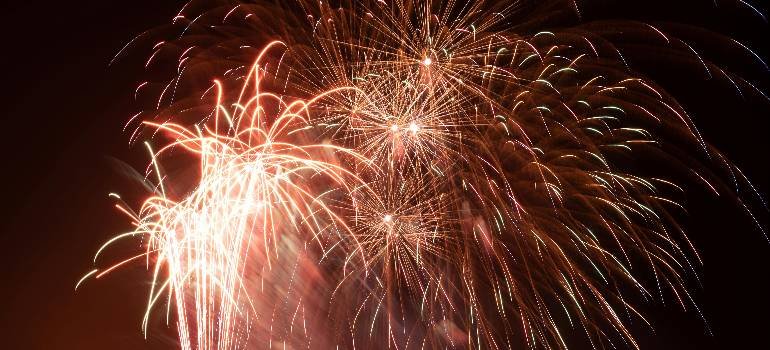 7 interesting facts about Maineville Ohio 3 Night fireworks