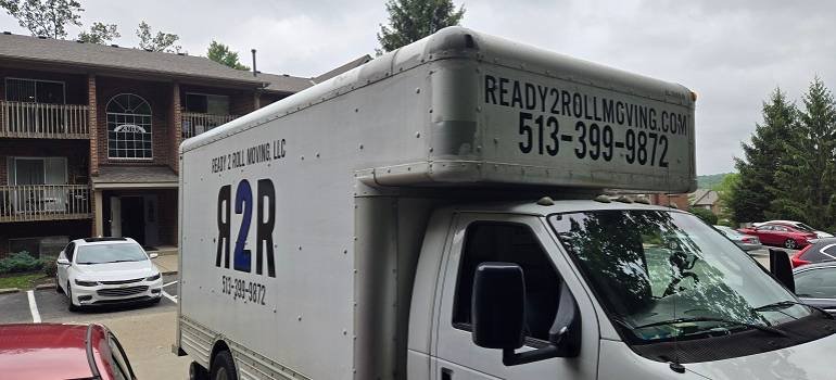 a moving van from a moving company in Goshen OH