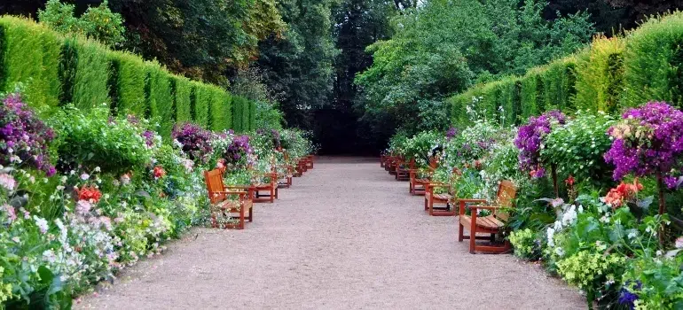 Garden tour in Indian Hill, Ohio, one of the top things to do in Indian Hill, Ohio.