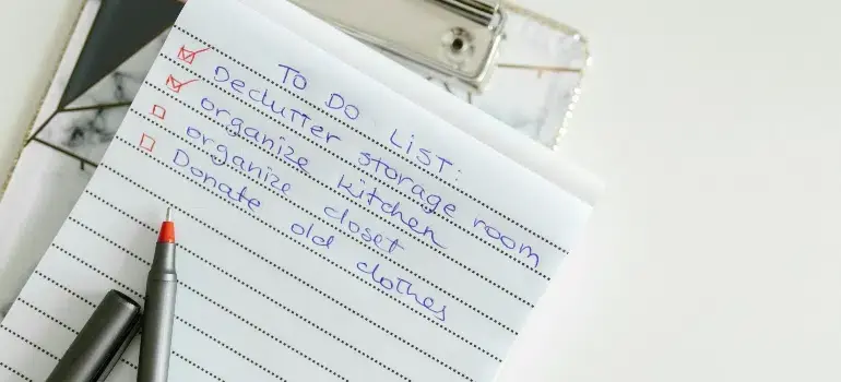How To Clean An Apartment Before Moving Out 1 To do list on how to clean an apartment before moving out