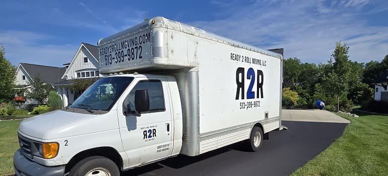 What can go wrong during a long distance move from Cincinnati? 2 a white moving truck