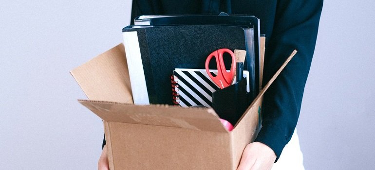 7 reasons to move your Fairfield office during summer 3 Box ready to move your Fairfield office during summer
