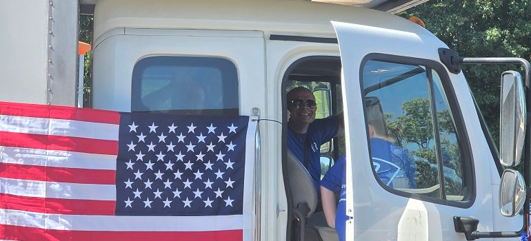 Best getaways in Ohio for every season 1 Ready 2 Roll moving truck that can take you to the best getaways in Ohio for every season
